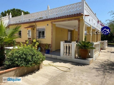 Alquiler casa terraza La torreta-santa bàrbara