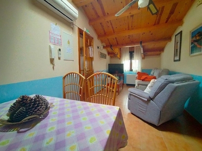 Alquiler de piso en Mariana de 2 habitaciones con muebles y calefacción