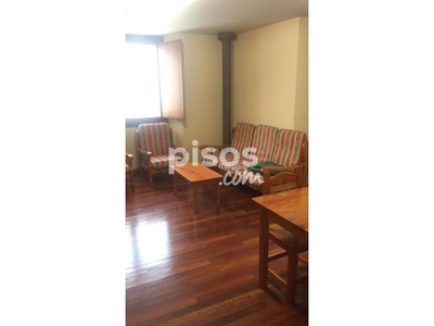 Apartamento en alquiler en Calle de Santiago en Centro-Casco Histórico por 580 €/mes