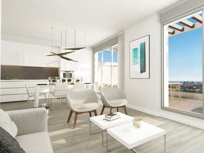 Apartamento en venta en Cancelada, Estepona, Málaga