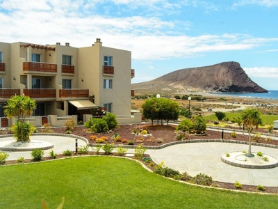 Apartamento en venta en El Medano, Granadilla de Abona, Tenerife