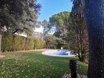 Casa con piscina en Collbató