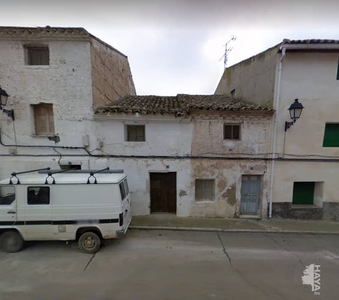 Chalet adosado en venta en Calle Oriente, Bj, 44590, Azaila (Teruel)