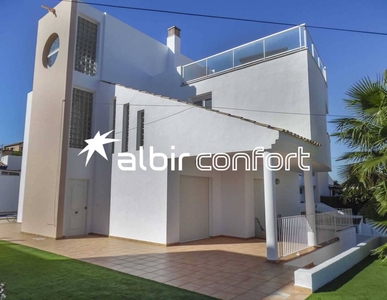 Chalet en venta en Albir, Alfaz del Pi / L'Alfàs del Pi, Alicante