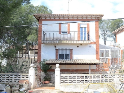 Chalet independiente en venta en Calle Diseminados, Planta Baj, 46340, Requena (Valencia)