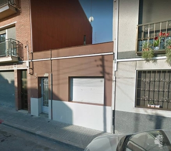 Chalet pareado en venta en Calle Sagunt, 08208, Sabadell