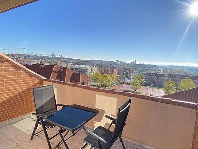 Penthouse with the best views of Salamanca and close to the University..