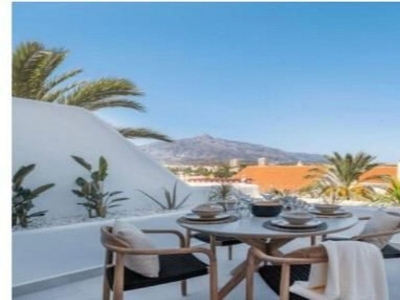 Piso en alquiler en calle Jardines de Andalucia de 4 habitaciones con terraza y piscina