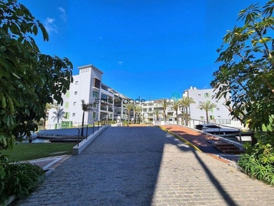 Piso en alquiler en Puerto de Sotogrande-La Marina de 2 habitaciones con terraza y garaje