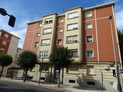Piso en venta en Avenida Republica Argentina, Bajo, 26002, Logroño (La Rioja)