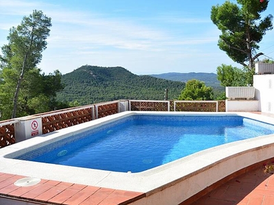 Villa for 6 people 3.5 km from the beach