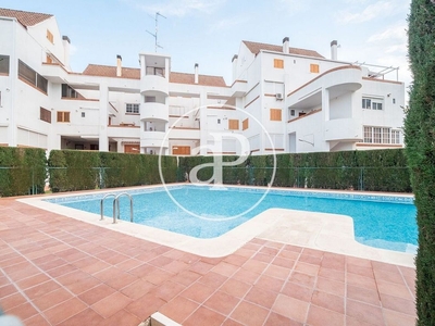 Alquiler de piso en Almardà de 2 habitaciones con terraza y piscina
