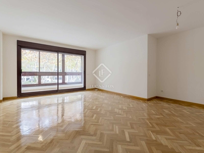 Piso de 156m² con 15m² terraza en venta en Pozuelo, Madrid