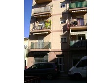 Venta Piso Tarragona. Piso de tres habitaciones en Calle TRES. Buen estado primera planta con terraza