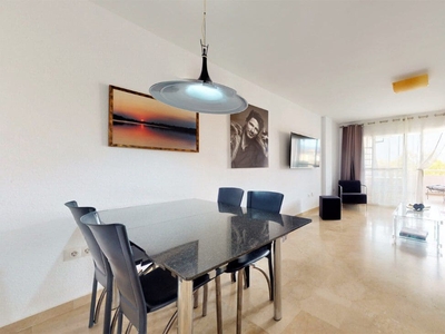 Apartamento en venta en Nueva Atalaya, Estepona, Málaga