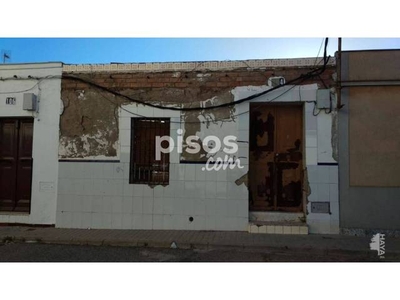 Casa adosada en venta en Los Santos de Maimona en Los Santos de Maimona por 23.000 €