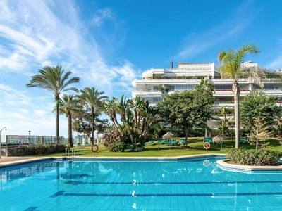 Apartamento en venta en Guadalmina Baja, Marbella, Málaga