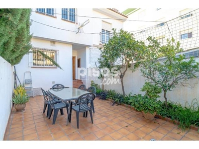 Casa adosada en venta en Avenida de Pescia-La Noria-Pueblo Rocío