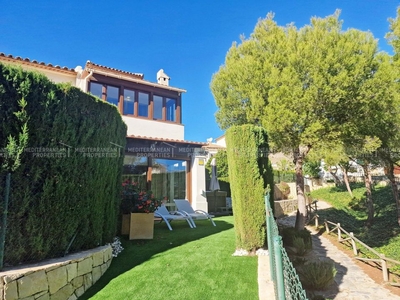 Finestrat casa adosada en venta