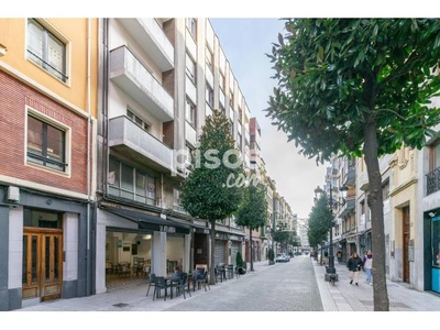 Piso en venta en Calle de Campoamor, 28