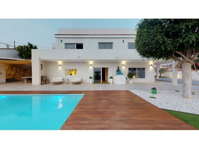 Villa en Venta en San Bartolome de Tirajana, Las Palmas