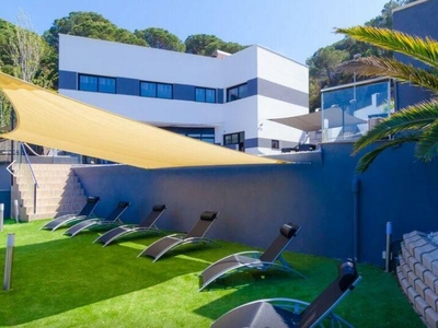 Villa PREMIUM en Lloret de Mar con Licencia Turística