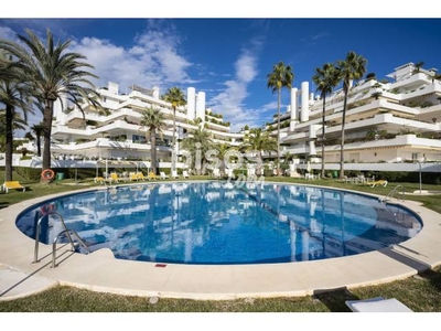 Apartamento en venta en Milla de Oro en Lomas de Marbella Club-Puente Romano por 475.000 €