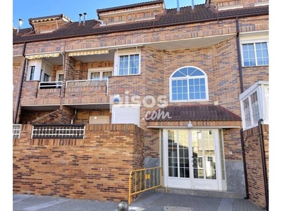 Ático en alquiler en Pueblo en Villalba Pueblo por 875 €/mes