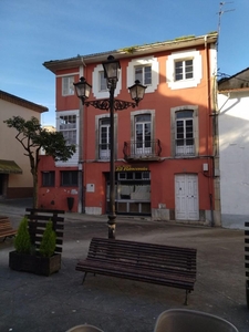 Casa en Plaza La Victoria, Pravia