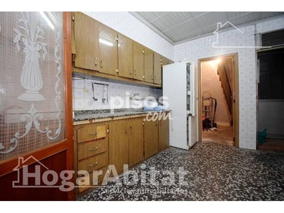 Casa en venta en Calle de Guzmán 'El Bueno', cerca de Carrer de Joaquín Costa