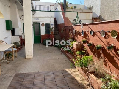 Casa en venta en Carrer de Sant Isidre, cerca de Carrer de Sant Gaietà en Centre por 296.000 €