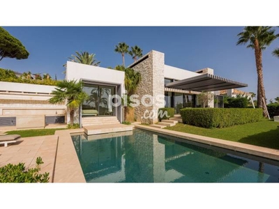 Casa en venta en Nueva Andalucia en Los Naranjos-Las Brisas por 2.595.000 €