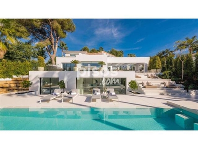 Casa en venta en Nueva Andalucia en Los Naranjos-Las Brisas por 3.195.000 €