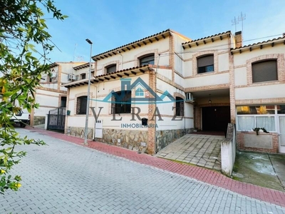 Chalet en San Román de los Montes