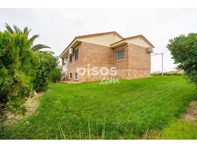 Chalet en venta en Calle del Castillo de Manzanares el Real en Escalona por 189.000 €