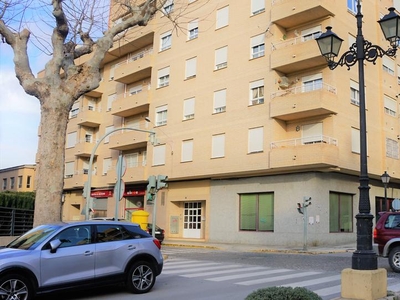 Piso de alquiler en Avenida del General Pereira, 42, Requena