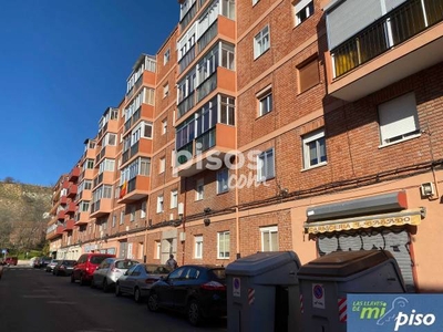 Piso en alquiler en Calle de la Dársena en La Victoria por 470 €/mes