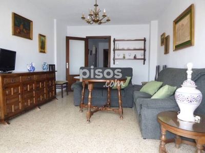 Piso en alquiler en Calle Héroe de Sostoa, cerca de Avenida de la Paloma en Huelin-La Princesa-Jardín de la Abadía por 700 €/mes