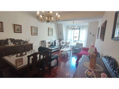 Piso en alquiler en Plaza Indautxu en Indautxu por 1.350 €/mes