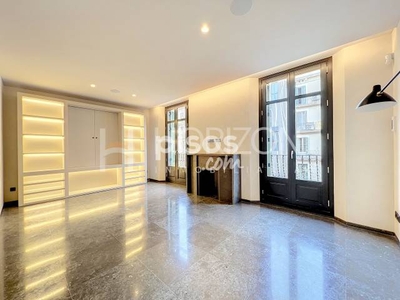 Piso en venta en Carrer de la Diputació en L'Antiga Esquerra de l'Eixample por 819.000 €