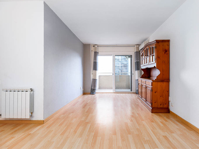 BONITO PISO EN VENTA EN LA ZONA SANTS MONTJUIC BARCELONA Venta Barcelona