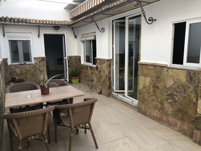 Venta de casa con terraza en Andújar