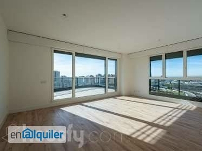 Alquiler piso con 2 baños Hortaleza