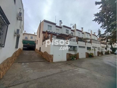 Casa adosada en alquiler en Barrio de Monachil