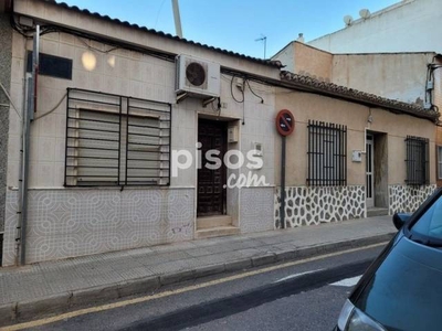 Casa adosada en venta en Núcleo