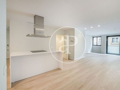 Piso en alquiler en Sant Gervasi - Galvany de 3 habitaciones con terraza y balcón