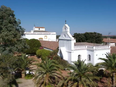 Venta de finca Colonial del Siglo XVIII en Extremadura: Un Tesoro Histórico a su alcance. Venta Brozas