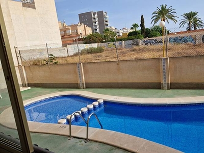 Apartamento de playa en alquiler