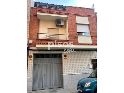 Casa unifamiliar en alquiler en Carrer Sagasta, 49, cerca de Calle Murcia