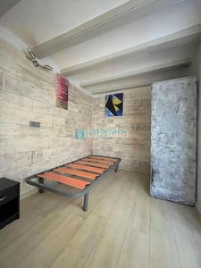Piso en venta , con 43 m2, 2 habitaciones y 1 baños, amueblado y aire acondicionado. en Barcelona